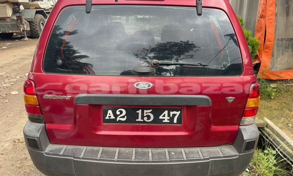 Acheter Occasion Voiture Ford Escape Rouge à Douala, Littoral Cameroon Acheter Occasion Voiture Ford Escape Rouge à Douala, Littoral Cameroon