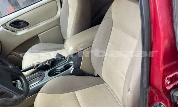 Acheter Occasion Voiture Ford Escape Rouge à Douala, Littoral Cameroon Acheter Occasion Voiture Ford Escape Rouge à Douala, Littoral Cameroon