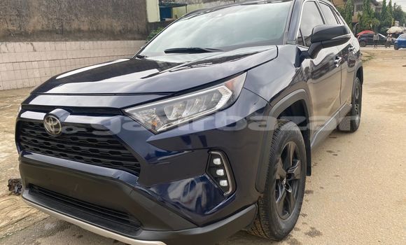 Acheter Import Voiture Toyota RAV4 Bleu à Douala, Littoral Cameroon Acheter Import Voiture Toyota RAV4 Bleu à Douala, Littoral Cameroon