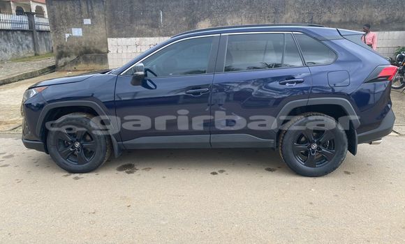 Acheter Import Voiture Toyota RAV4 Bleu à Douala, Littoral Cameroon Acheter Import Voiture Toyota RAV4 Bleu à Douala, Littoral Cameroon