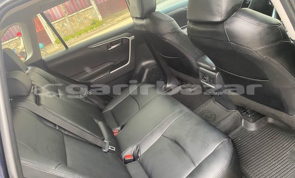 Acheter Import Voiture Toyota RAV4 Bleu à Douala, Littoral Cameroon Acheter Import Voiture Toyota RAV4 Bleu à Douala, Littoral Cameroon