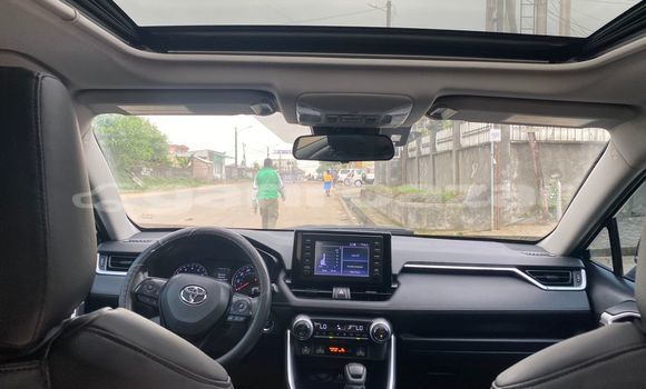 Acheter Import Voiture Toyota RAV4 Bleu à Douala, Littoral Cameroon Acheter Import Voiture Toyota RAV4 Bleu à Douala, Littoral Cameroon