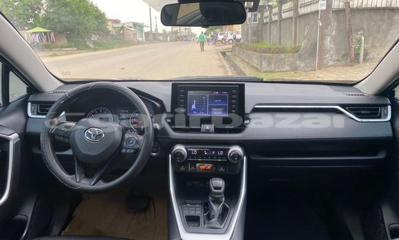 Acheter Import Voiture Toyota RAV4 Bleu à Douala, Littoral Cameroon Acheter Import Voiture Toyota RAV4 Bleu à Douala, Littoral Cameroon