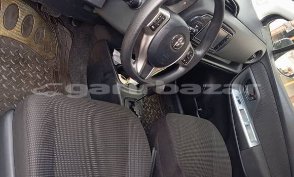 Acheter Import Voiture Toyota Yaris Bleu à Douala, Littoral Cameroon Acheter Import Voiture Toyota Yaris Bleu à Douala, Littoral Cameroon