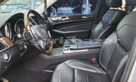 Buy Import Mercedes‒Benz M–Class Silver Car in Douala in Littoral Cameroon Buy Import Mercedes‒Benz M–Class Silver Car in Douala in Littoral Cameroon