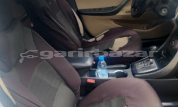 Buy Import Hyundai Elantra White Car in Douala in Littoral Cameroon Buy Import Hyundai Elantra White Car in Douala in Littoral Cameroon