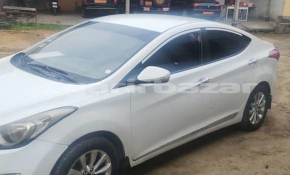 Buy Import Hyundai Elantra White Car in Douala in Littoral Cameroon Buy Import Hyundai Elantra White Car in Douala in Littoral Cameroon