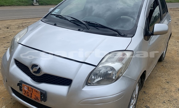 Buy Used Toyota Vitz Silver Car in Douala in Littoral Cameroon