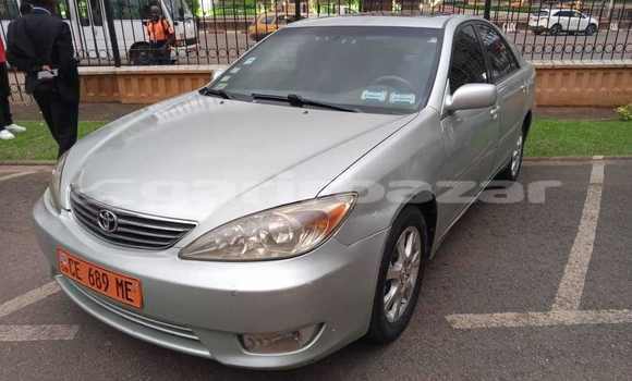 Acheter Occasion Voiture Toyota Camry Gris à Yaoundé, Central Cameroon Acheter Occasion Voiture Toyota Camry Gris à Yaoundé, Central Cameroon