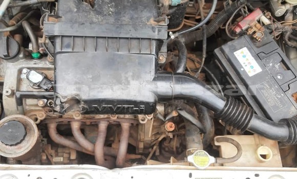 Buy Used Toyota Yaris Silver Car in Douala in Littoral Cameroon Buy Used Toyota Yaris Silver Car in Douala in Littoral Cameroon