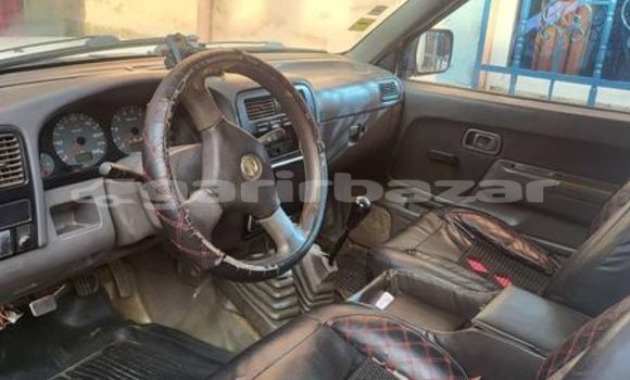 Acheter Occasion Voiture Nissan Pickup Autre à Yaoundé, Central Cameroon Acheter Occasion Voiture Nissan Pickup Autre à Yaoundé, Central Cameroon