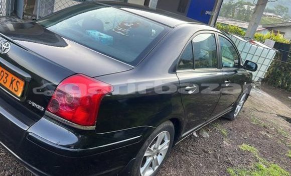 Sayi Na hannu Toyota Avensis Sauran Mota in Douala a Ƙasar Kamaru Sayi Na hannu Toyota Avensis Sauran Mota in Douala a Ƙasar Kamaru