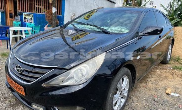 Sayi Na hannu Toyota Solara Sauran Mota in Yaounde a Babban Kamaru Sayi Na hannu Toyota Solara Sauran Mota in Yaounde a Babban Kamaru