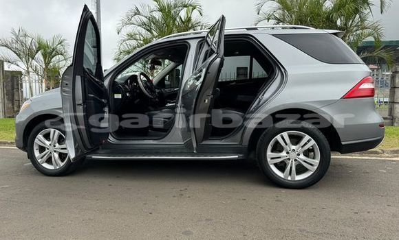 Sayi Na hannu Aston Martin Cygnet Sauran Mota in Douala a Ƙasar Kamaru Sayi Na hannu Aston Martin Cygnet Sauran Mota in Douala a Ƙasar Kamaru