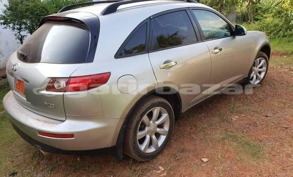 Sayi Na hannu Infinity Q45 Sauran Mota in Douala a Ƙasar Kamaru Sayi Na hannu Infinity Q45 Sauran Mota in Douala a Ƙasar Kamaru