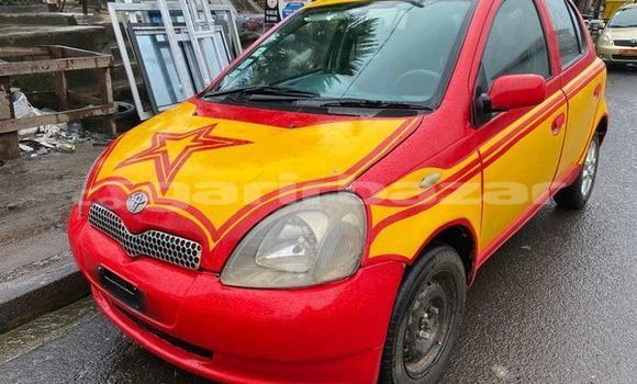 Sayi Na hannu Toyota Yaris Sauran Mota in Douala a Ƙasar Kamaru Sayi Na hannu Toyota Yaris Sauran Mota in Douala a Ƙasar Kamaru