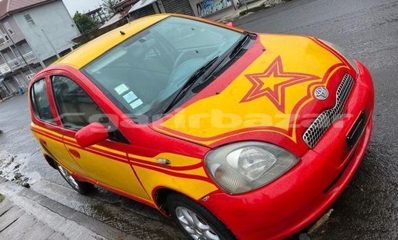 Sayi Na hannu Toyota Yaris Sauran Mota in Douala a Ƙasar Kamaru Sayi Na hannu Toyota Yaris Sauran Mota in Douala a Ƙasar Kamaru