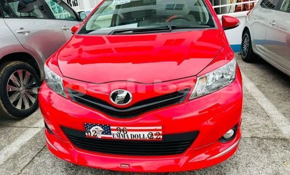 Sayi Na hannu Toyota Yaris Sauran Mota in Douala a Ƙasar Kamaru Sayi Na hannu Toyota Yaris Sauran Mota in Douala a Ƙasar Kamaru