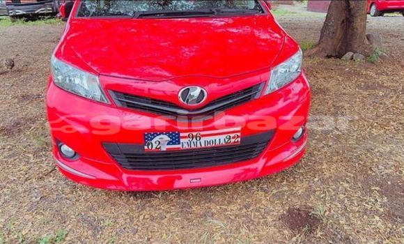 Sayi Na hannu Toyota Yaris Sauran Mota in Douala a Ƙasar Kamaru Sayi Na hannu Toyota Yaris Sauran Mota in Douala a Ƙasar Kamaru
