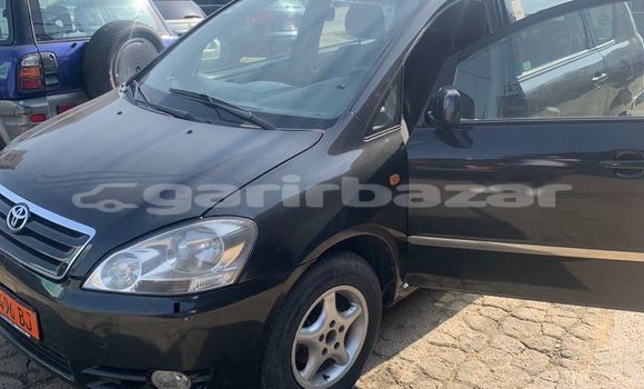 Acheter Occasion Voiture Toyota Avensis Verso Noir à Douala, Littoral Cameroon