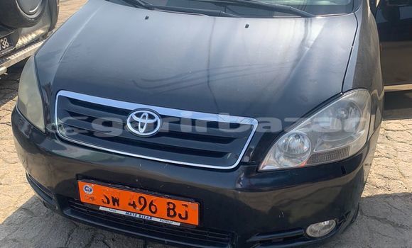 Sayi Na hannu Toyota Avensis Verso Black Mota in Douala a Ƙasar Kamaru Sayi Na hannu Toyota Avensis Verso Black Mota in Douala a Ƙasar Kamaru