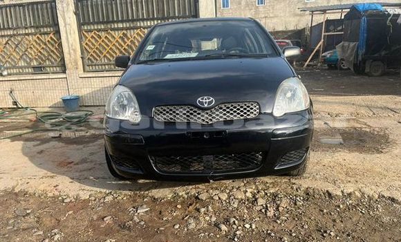 Sayi Na hannu Toyota Yaris Sauran Mota in Douala a Ƙasar Kamaru Sayi Na hannu Toyota Yaris Sauran Mota in Douala a Ƙasar Kamaru