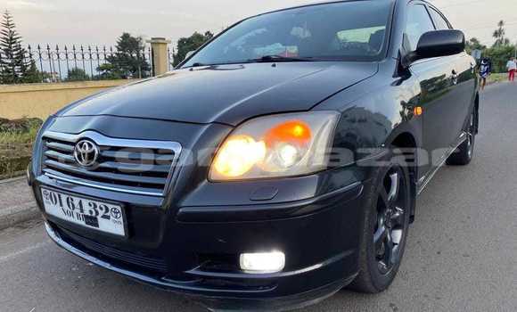 Sayi Na hannu Toyota Avensis Black Mota in Yaounde a Babban Kamaru Sayi Na hannu Toyota Avensis Black Mota in Yaounde a Babban Kamaru