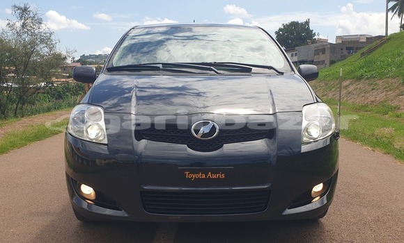 Acheter Occasion Voiture Toyota Auris Noir à Yaoundé, Central Cameroon Acheter Occasion Voiture Toyota Auris Noir à Yaoundé, Central Cameroon
