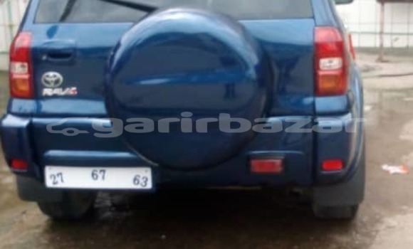 Acheter Occasion Voiture Toyota RAV4 Bleu à Douala, Littoral Cameroon Acheter Occasion Voiture Toyota RAV4 Bleu à Douala, Littoral Cameroon