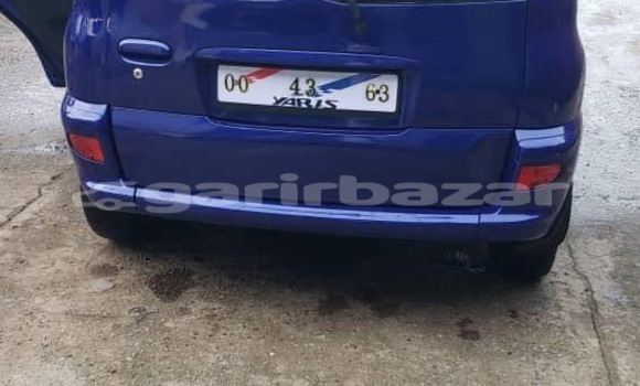 Sayi Na hannu Toyota Yaris Verso Blue Mota in Douala a Ƙasar Kamaru Sayi Na hannu Toyota Yaris Verso Blue Mota in Douala a Ƙasar Kamaru
