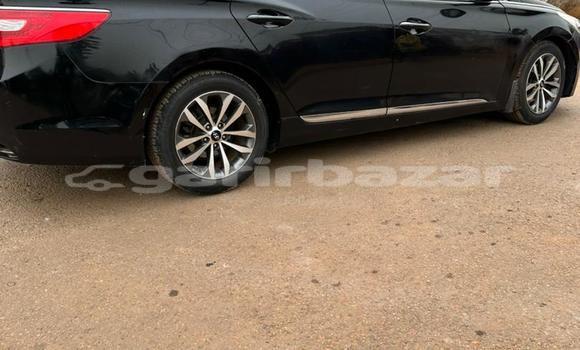 Sayi Imported Hyundai Grandeur Black Mota in Douala a Ƙasar Kamaru