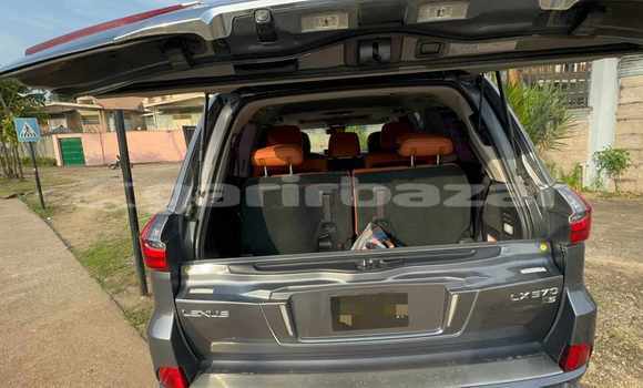 Acheter Neuf Voiture Lexus LX 570 Gris à Douala, Littoral Cameroon Acheter Neuf Voiture Lexus LX 570 Gris à Douala, Littoral Cameroon