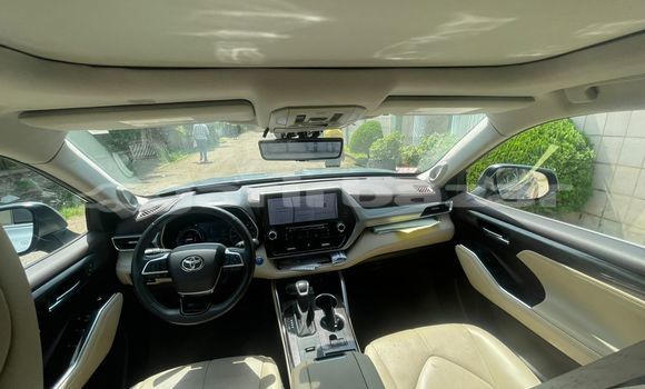 Acheter Occasion Voiture Toyota Highlander Gris à Douala, Littoral Cameroon Acheter Occasion Voiture Toyota Highlander Gris à Douala, Littoral Cameroon