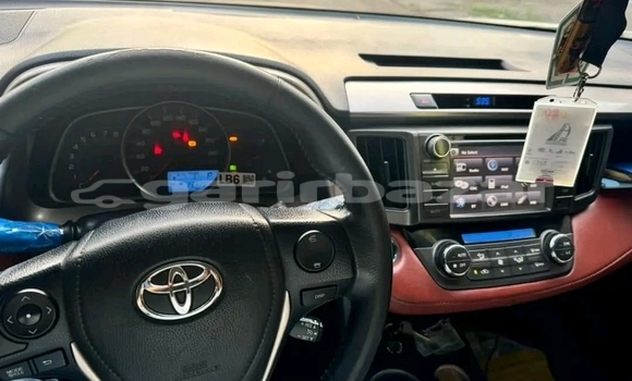 Acheter Neuf Voiture Toyota RAV4 Blanc à Douala, Littoral Cameroon Acheter Neuf Voiture Toyota RAV4 Blanc à Douala, Littoral Cameroon
