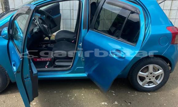 Buy Used Toyota Yaris Blue Car in Douala in Littoral Cameroon Buy Used Toyota Yaris Blue Car in Douala in Littoral Cameroon