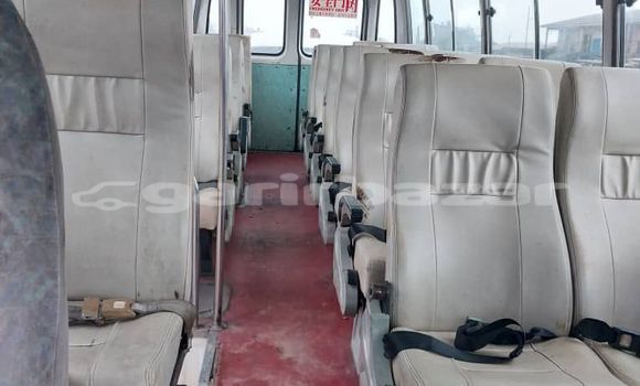 Acheter Import Voiture Toyota Coaster Blanc à Douala, Littoral Cameroon Acheter Import Voiture Toyota Coaster Blanc à Douala, Littoral Cameroon