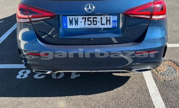 Acheter Import Voiture Mercedes‒Benz A–Class Bleu à Douala, Littoral Cameroon Acheter Import Voiture Mercedes‒Benz A–Class Bleu à Douala, Littoral Cameroon