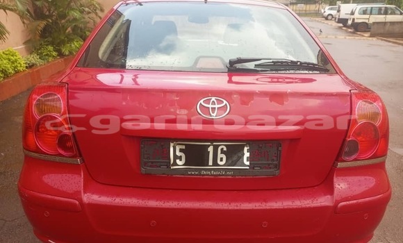 Acheter Neuf Voiture Toyota Avensis Rouge à Yaoundé, Central Cameroon Acheter Neuf Voiture Toyota Avensis Rouge à Yaoundé, Central Cameroon