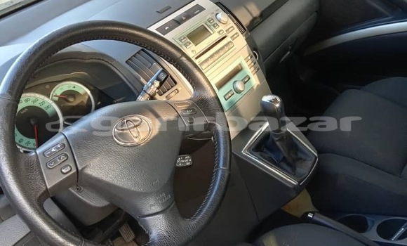 Sayi Sabo Toyota Corolla Sauran Mota in Yaounde a Babban Kamaru Sayi Sabo Toyota Corolla Sauran Mota in Yaounde a Babban Kamaru