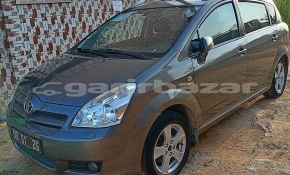 Sayi Sabo Toyota Corolla Sauran Mota in Yaounde a Babban Kamaru Sayi Sabo Toyota Corolla Sauran Mota in Yaounde a Babban Kamaru