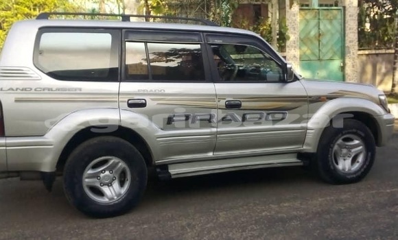 Acheter Neuf Voiture Toyota Land Cruiser Prado Autre à Douala, Littoral Cameroon Acheter Neuf Voiture Toyota Land Cruiser Prado Autre à Douala, Littoral Cameroon