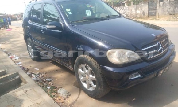 Acheter Occasion Voiture Mercedes‒Benz ML–Class Noir à Douala, Littoral Cameroon Acheter Occasion Voiture Mercedes‒Benz ML–Class Noir à Douala, Littoral Cameroon