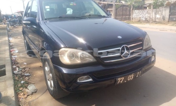 Acheter Occasion Voiture Mercedes‒Benz ML–Class Noir à Douala, Littoral Cameroon Acheter Occasion Voiture Mercedes‒Benz ML–Class Noir à Douala, Littoral Cameroon