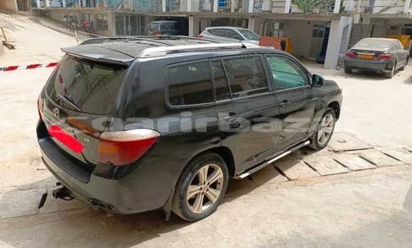 Sayi Sabo Toyota Highlander Sauran Mota in Douala a Ƙasar Kamaru Sayi Sabo Toyota Highlander Sauran Mota in Douala a Ƙasar Kamaru