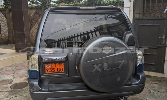Sayi Na hannu Suzuki XL7 Sauran Mota in Douala a Ƙasar Kamaru Sayi Na hannu Suzuki XL7 Sauran Mota in Douala a Ƙasar Kamaru