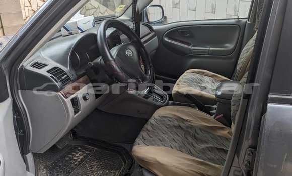 Sayi Na hannu Suzuki XL7 Sauran Mota in Douala a Ƙasar Kamaru Sayi Na hannu Suzuki XL7 Sauran Mota in Douala a Ƙasar Kamaru