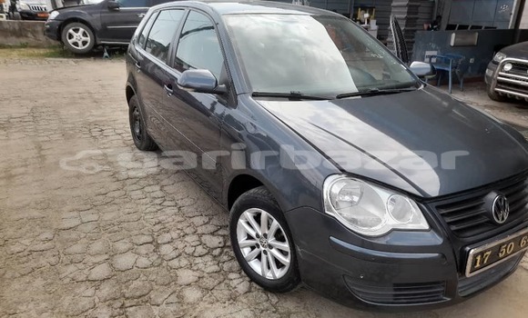 Sayi Na hannu Volkswagen Polo Sauran Mota in Douala a Ƙasar Kamaru Sayi Na hannu Volkswagen Polo Sauran Mota in Douala a Ƙasar Kamaru