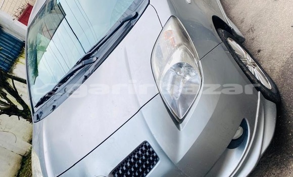 Sayi Sabo Toyota Vitz Sauran Mota in Douala a Ƙasar Kamaru Sayi Sabo Toyota Vitz Sauran Mota in Douala a Ƙasar Kamaru