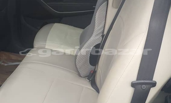 Acheter Neuf Voiture Hyundai Santa Fe Autre à Douala, Littoral Cameroon Acheter Neuf Voiture Hyundai Santa Fe Autre à Douala, Littoral Cameroon