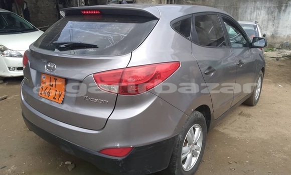 Sayi Na hannu Hyundai Tucson Sauran Mota in Douala a Ƙasar Kamaru Sayi Na hannu Hyundai Tucson Sauran Mota in Douala a Ƙasar Kamaru